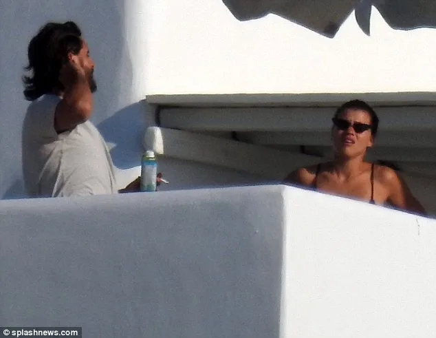 Sofia Richie και ο Scott Disick ήρθαν στη Μύκονο