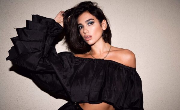 Η Dua Lipa ετοιμάζει καινούριο τραγούδι, το “Electricity”!