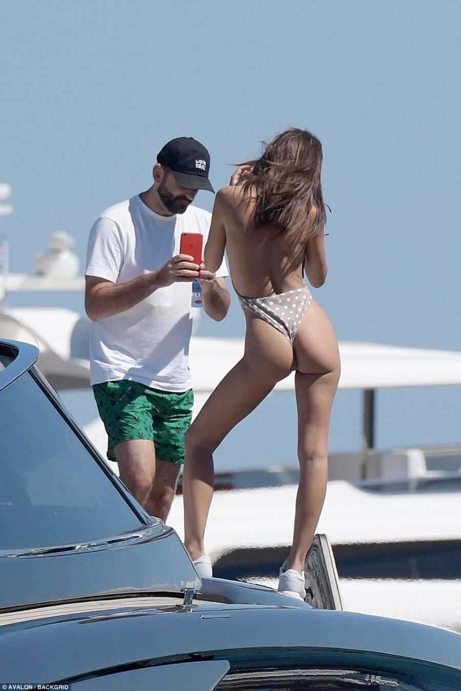 Gigi Hadid και η Emily Ratajkowski