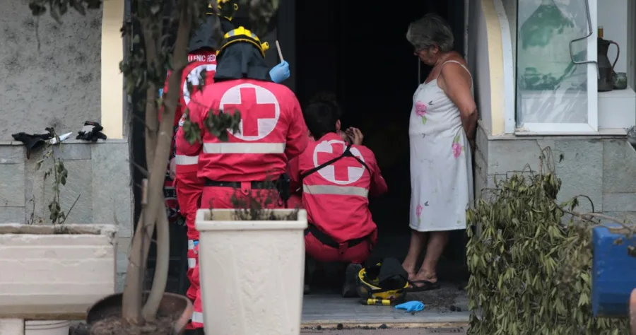 είδη πρώτης ανάγκης για τους πληγέντες