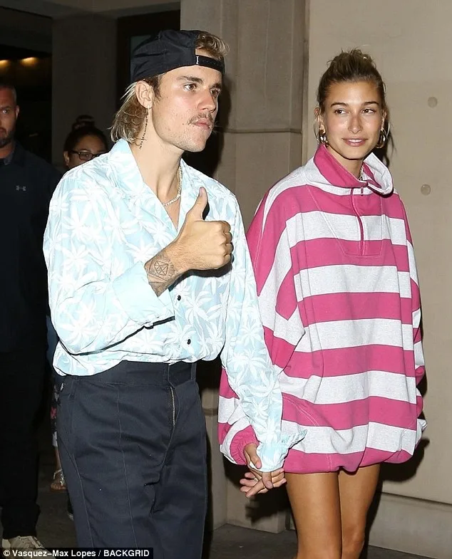 μουστάκι του Justin Bieber