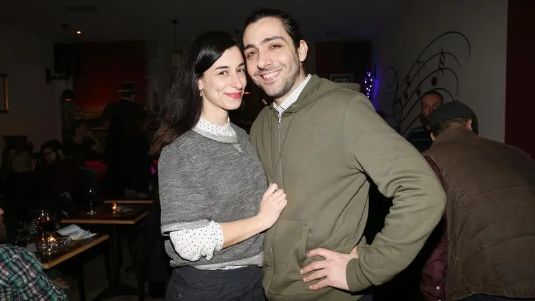 Η Φωτεινή Αθερίδου και ο Σπύρος Χατζηαγγελάκης σε νυχτερινή έξοδο.