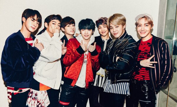 Δες τη μουσική εξέλιξη των BTS από το “No More Dream” μέχρι το “IDOL” σε ένα βίντεο