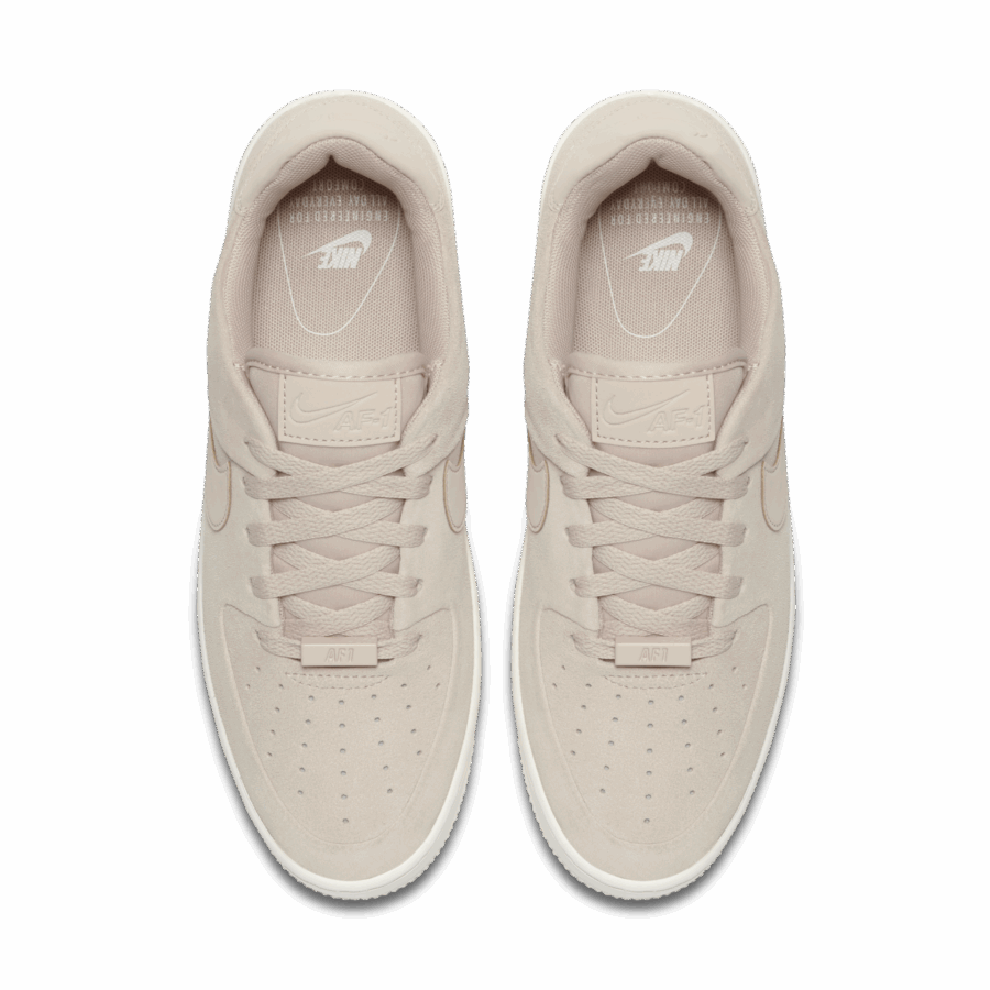 Nike Air Force 1 Sage Low σε μπεζ χρώμα από ψηλά