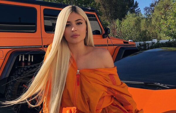 Καλό ήταν όσο κράτησε: Η Kylie Jenner έβαλε ξανά filler στα χείλη της 💋