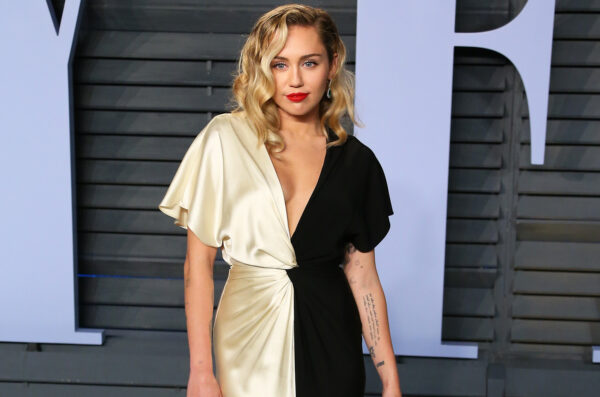Η Miley Cyrus είχε προβλέψει ότι θα καταστραφεί το σπίτι της σε πυρκαγιά