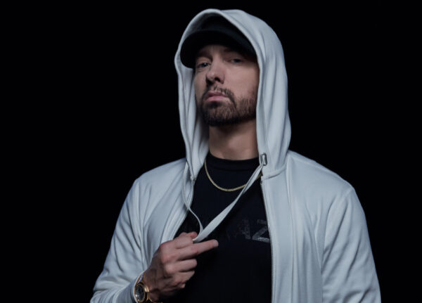 O Eminem γιορτάζει 11 χρόνια νηφαλιότητας!