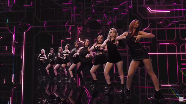 Οι Twice είναι πιο «fancy» από ποτέ στο νέο τους video clip!