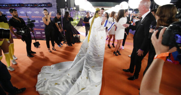 Εντυπωσιακές εμφανίσεις στο orange carpet της Τελετή Έναρξης της Eurovision 2019