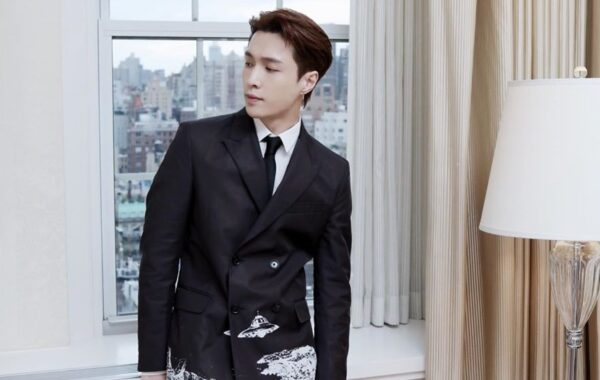 Ο Lay Zhang των EXO έκανε το ντεμπούτο του στο Met Gala!