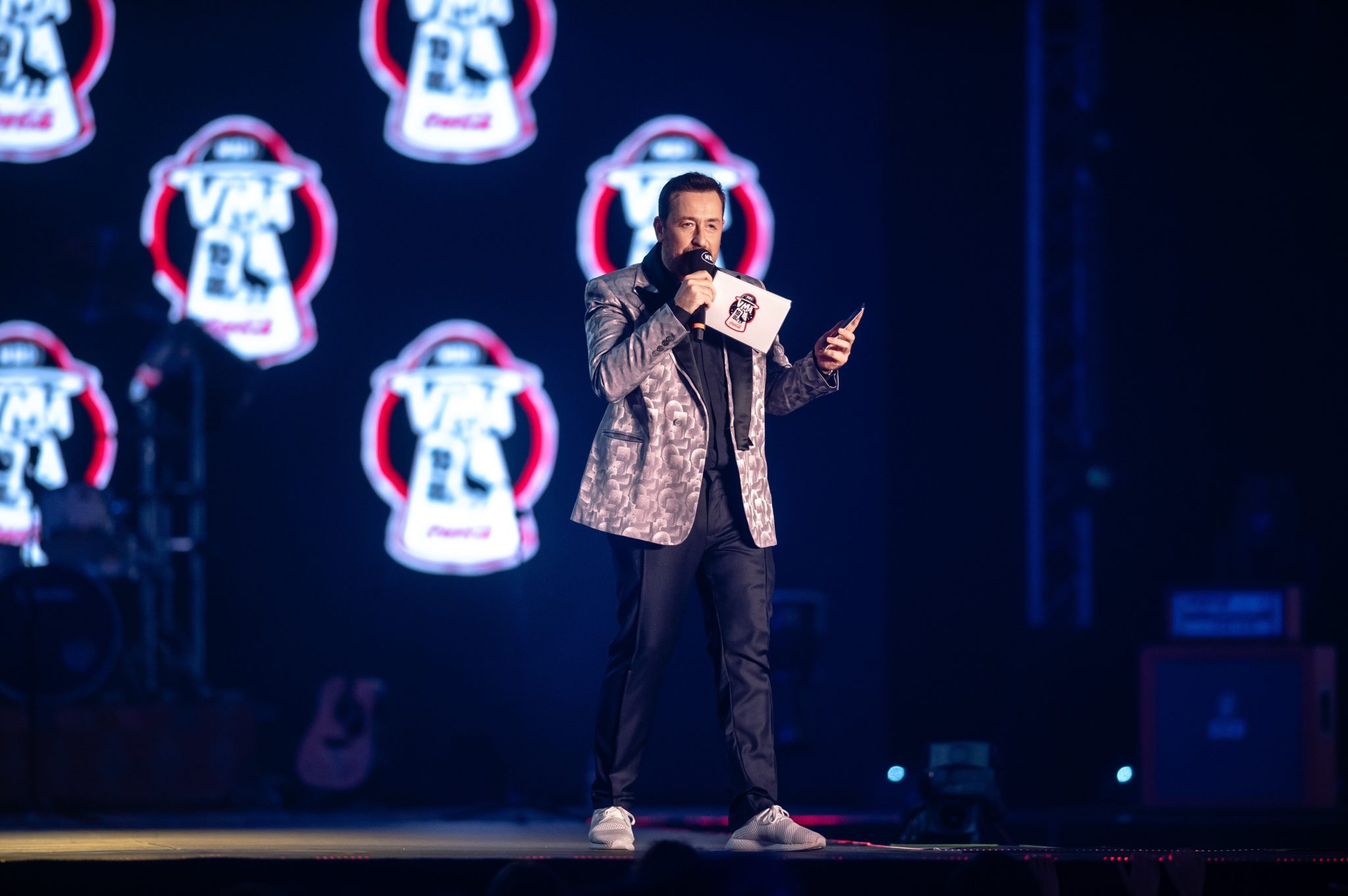 Ο Θέμης Γεωργαντάς στη σκηνή των Mad Video Music Awards 2019 by Coca-Cola.