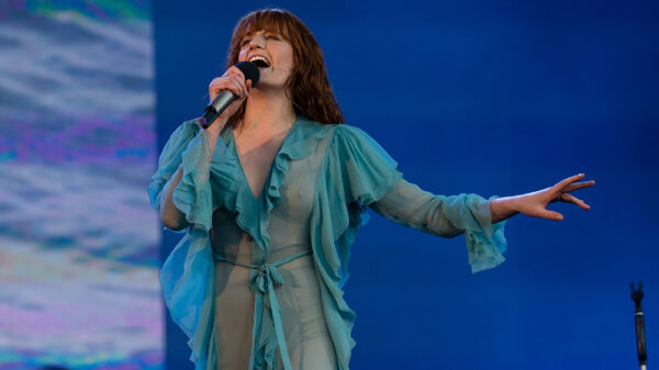 Οι Florence & The Machine τραγουδούν στην Ακρόπολη!