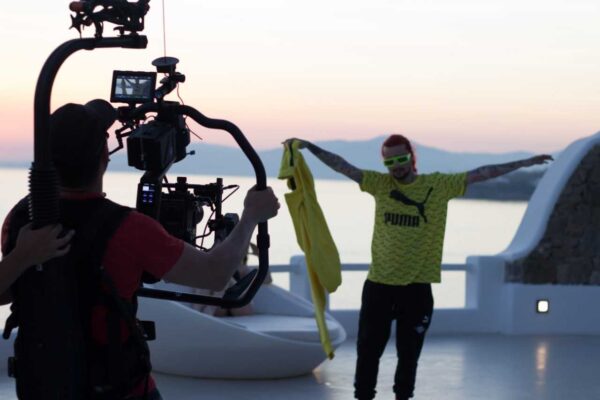 Πάρε μια γεύση από το νέο video clip του Sin Boy!