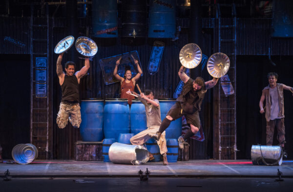 STOMP: γιατί ο ρυθμός είναι μέσα μας! Η προπώληση εισιτηρίων ξεκίνησε!