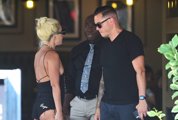 Η Lady Gaga έχει νέο αμόρε και ΔΕΝ είναι ο Bradley Cooper!