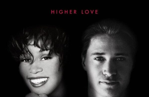 Εφτά χρόνια μετά τον θάνατό της, η Whitney Houston μπήκε στα charts!