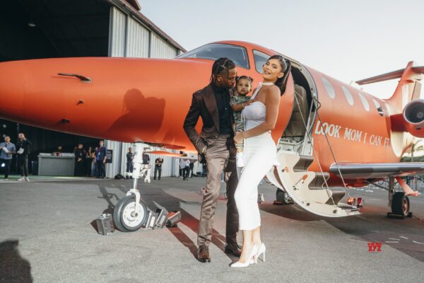 Ο Travis Scott απέδειξε ότι μπορεί να «πετάξει» στην πρεμιέρα του νέου του ντοκιμαντέρ!