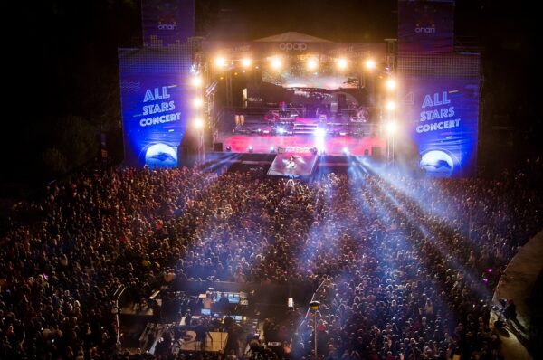 Το MAD υπογράφει το «All Stars Concert»
