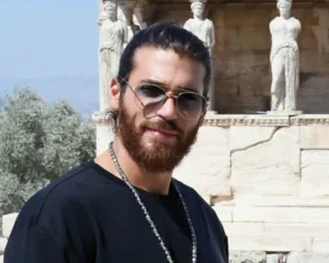 Can Yaman επίσκεψη Ελλάδα