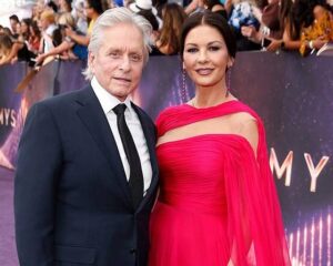 Ο Michael Douglas και η Catherine Zeta-Jones στα Emmy Awards 2019.