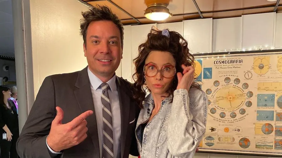 H Jessica Biel πιάστηκε στα πράσα από τον Jimmy Fallon