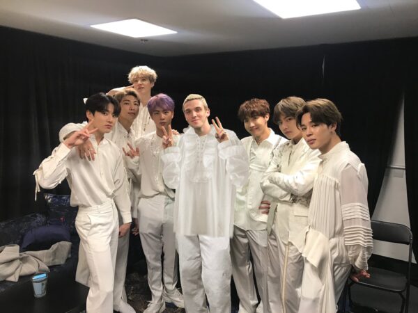 Οι BTS επανακυκλοφορούν το τραγούδι “Make It Right”