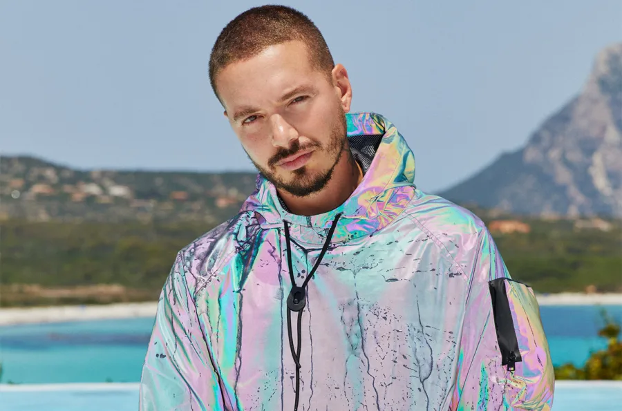 Ο J Balvin καλεί την κυβέρνηση της Κολομβίας για περισσότερη δημοκρατία