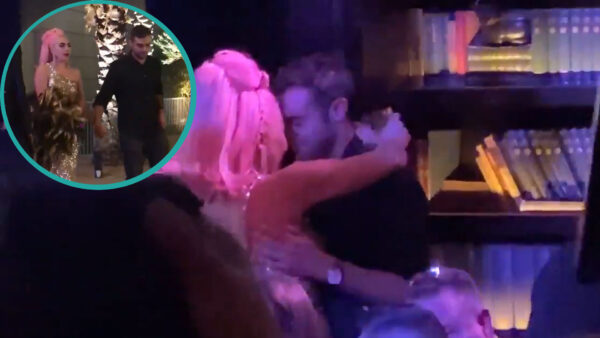 Πρωτοχρονιάτικο φιλί για τη Lady Gaga με έναν μυστηριώδη συνοδό!