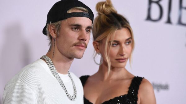 Ο Justin και η Hailey Bieber ευχαριστούν το ιατρικό προσωπικό για τον αγώνα τους κατά του κορονοϊού!