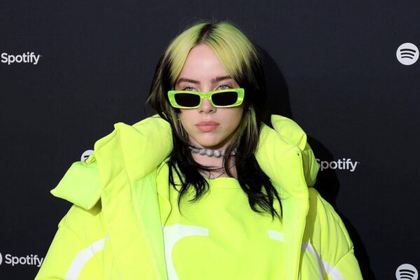 Η Billie Eilish νιώθει την ευθύνη να μιλήσει για πολιτική!