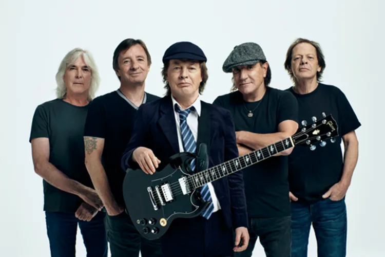 Οι AC/DC επιστρέφουν μετά από 6 χρόνια!