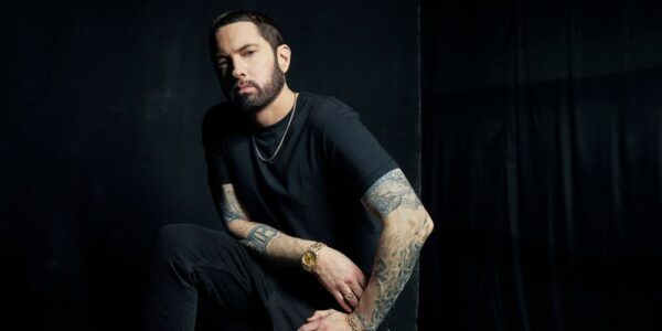 O Eminem κυκλοφόρησε απροειδοποίητα ένα νέο album έκπληξη!