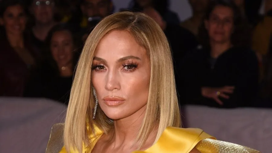Η Jennifer Lopez «σάρωσε» το Instagram με το χορευτικό challenge της