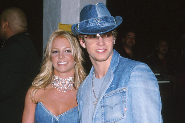 Η συγγνώμη του Justin Timberlake προς την Britney Spears σχολιάστηκε αρνητικά στο SNL