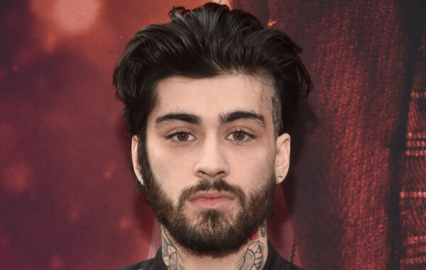 Θέλεις να δεις τον Zayn Malik να κοιμάται;