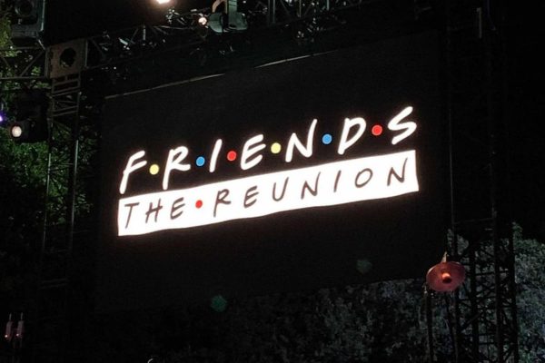 #FriendsReunion: Η επιστροφή έχει και επίσημη ημερομηνία και teaser!