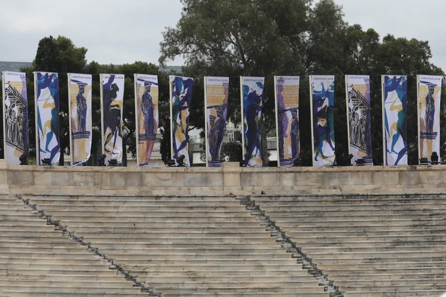 dior-celebrates-greece