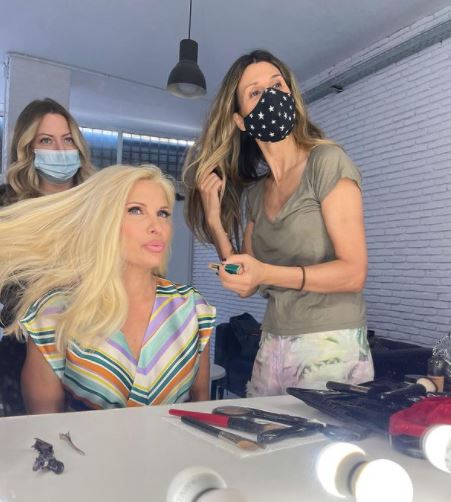 Ελένη Μενεγάκη: Φωτογράφιση για το νέο πρόγραμμα του MEGA