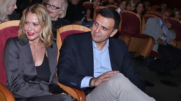 Που θα γίνει η βάπτιση του γιου των Βασίλη Κικίλια και Τζένης Μπαλατσινού;