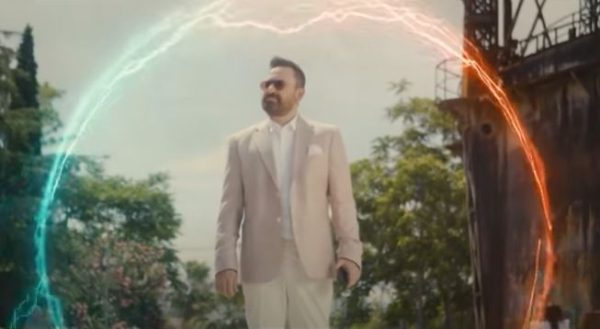 Η ανατρεπτική έναρξη των Μad VMA21 από τη ΔΕΗ!