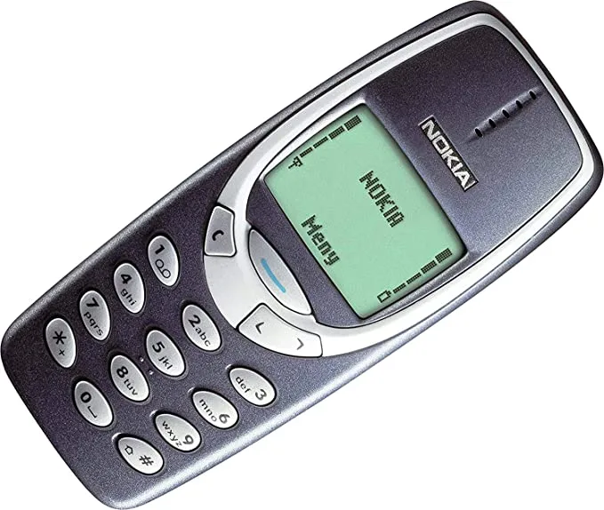 Παλιό κινητό Nokia 3310, ένα από τα μοντέλα που μπορεί να σου αποφέρει χιλιάδες ευρώ αν το έχεις στην κατοχή σου.