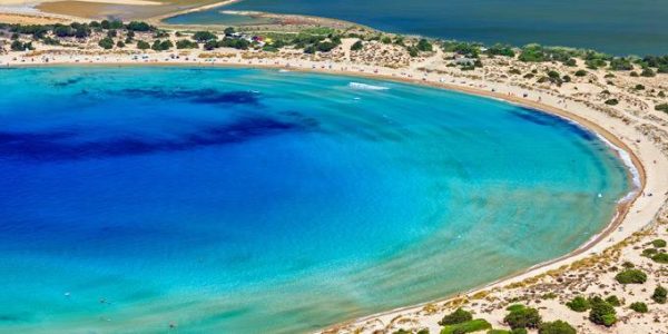 Πελοπόννησος: Τρεις παραλίες πολύ κοντά στην Αθήνα!