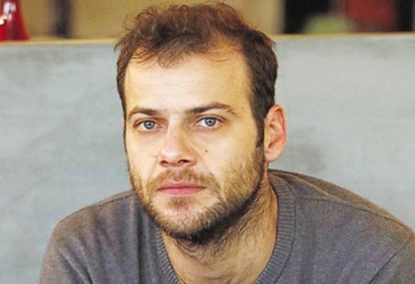 Ορέστη Τζιόβας: “Τα χρήματα στις Άγριες Μέλισσες είναι πολύ άσχημα, δίνουν πενταροδεκάρες”