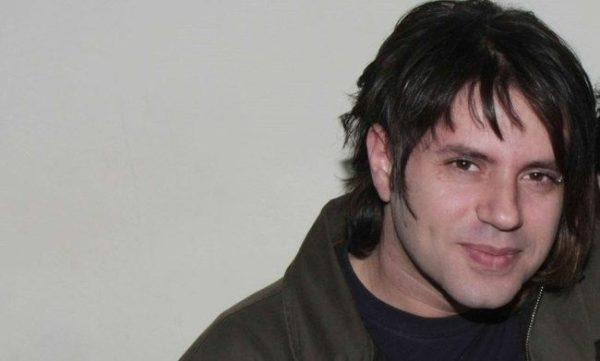 Ο Δημήτρης Κοργιαλάς μετακόμισε σε επαρχιακή πόλη!