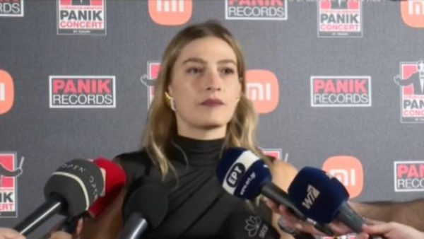 Ισμήνη Παπαβλασοπούλου: «Η σύγκρισή μου με τη Βίκυ Καγιά γίνεται από τα κανάλια»