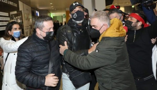 Επεισοδιακά επέστρεψε από τον Άγιο Δομίνικο ο Βαλάντης