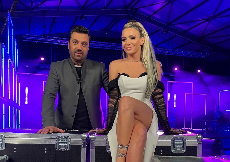 Ο Γιώργος Θεοφάνους και η Josephine σε τηλεοπτικό πλατό