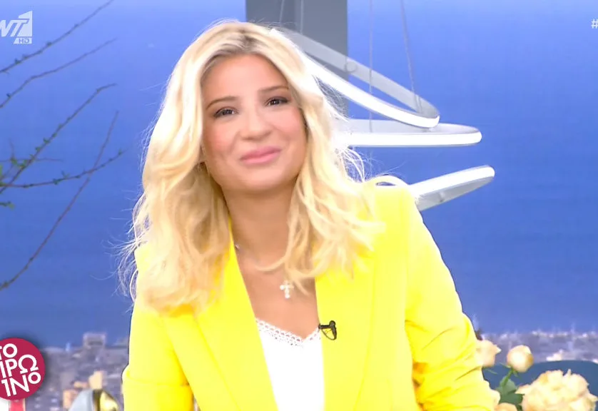 Η Φαίη Σκορδά στο πλατό της εκπομπής Το Πρωινό.