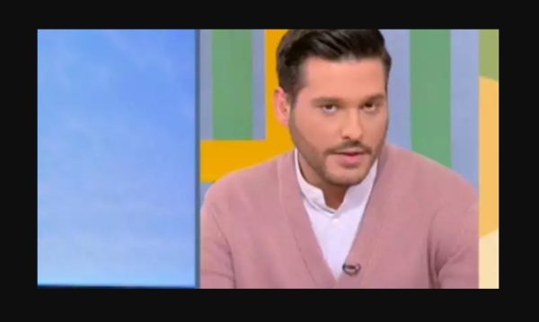 Φοίβος Παπαδάκης: Η on air εξομολόγηση για τον πατέρα του