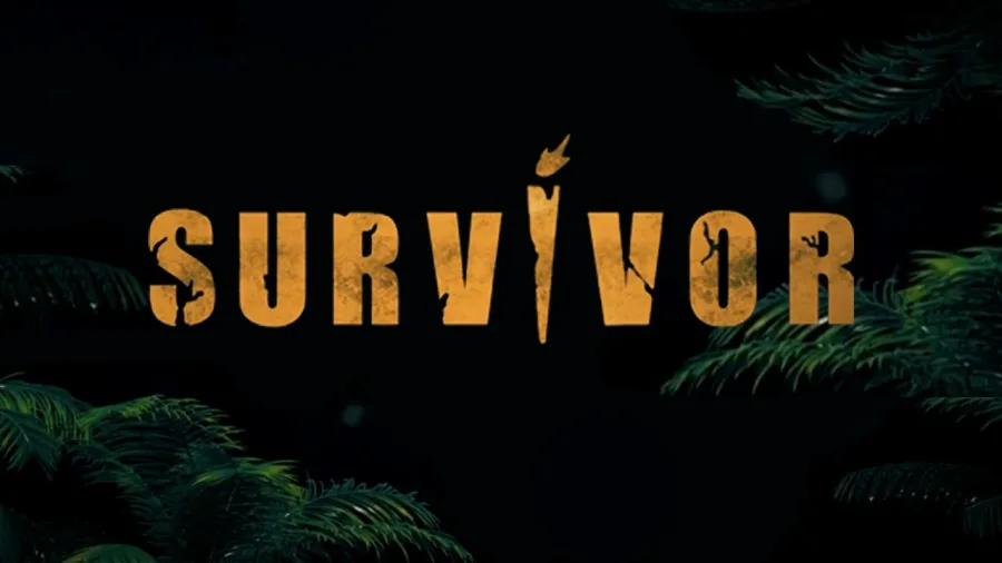 Το λογότυπο του Survivor σε μαύρο φόντο με τροπικά φυτά.